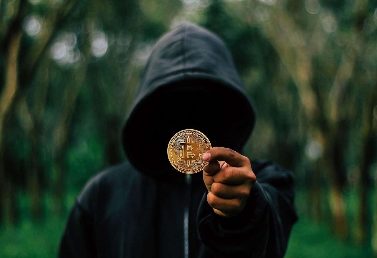 比特币减半满周年、涨逾三成！机构进场加速牛市